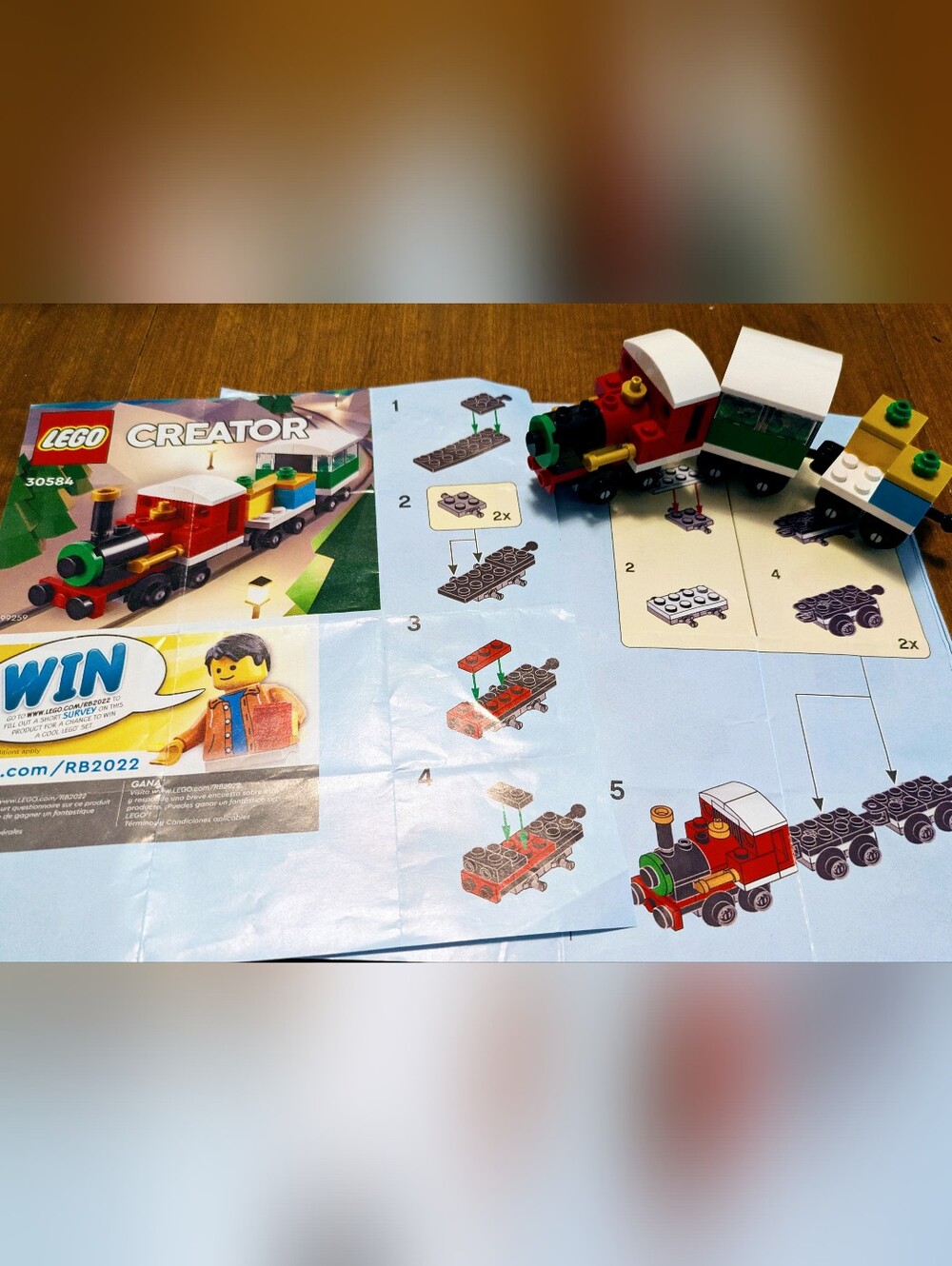 LEGO Creator Winter Holiday Train #30584, INCOMPLETE SET